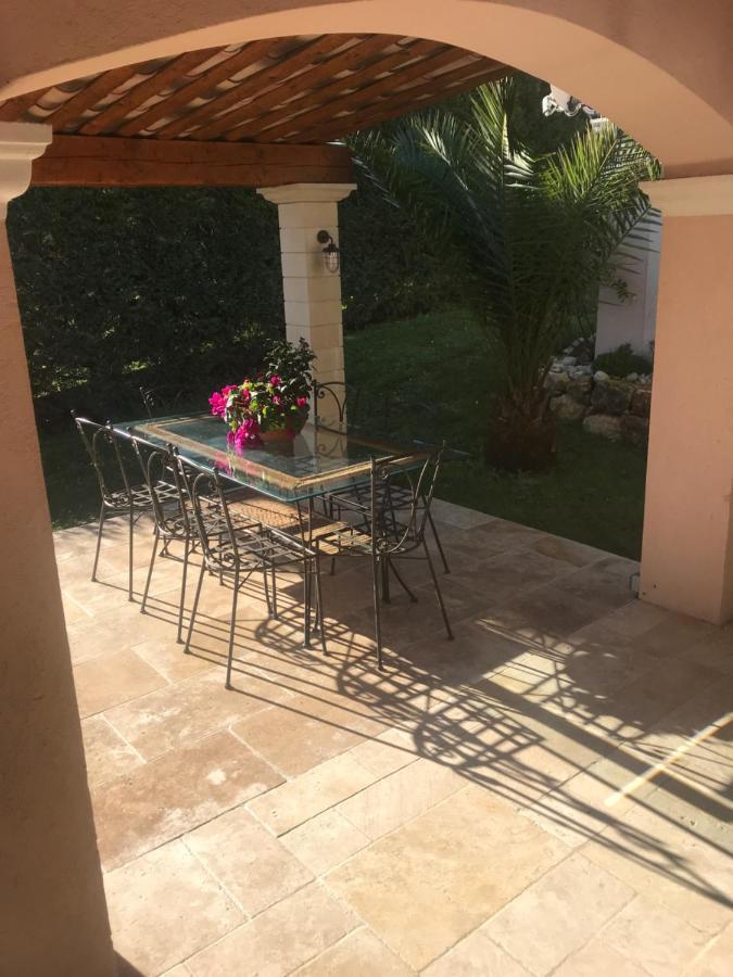 Luxueuse Villa Piscine Et Jacuzzi Saint-Paul-de-Vence Exterior foto