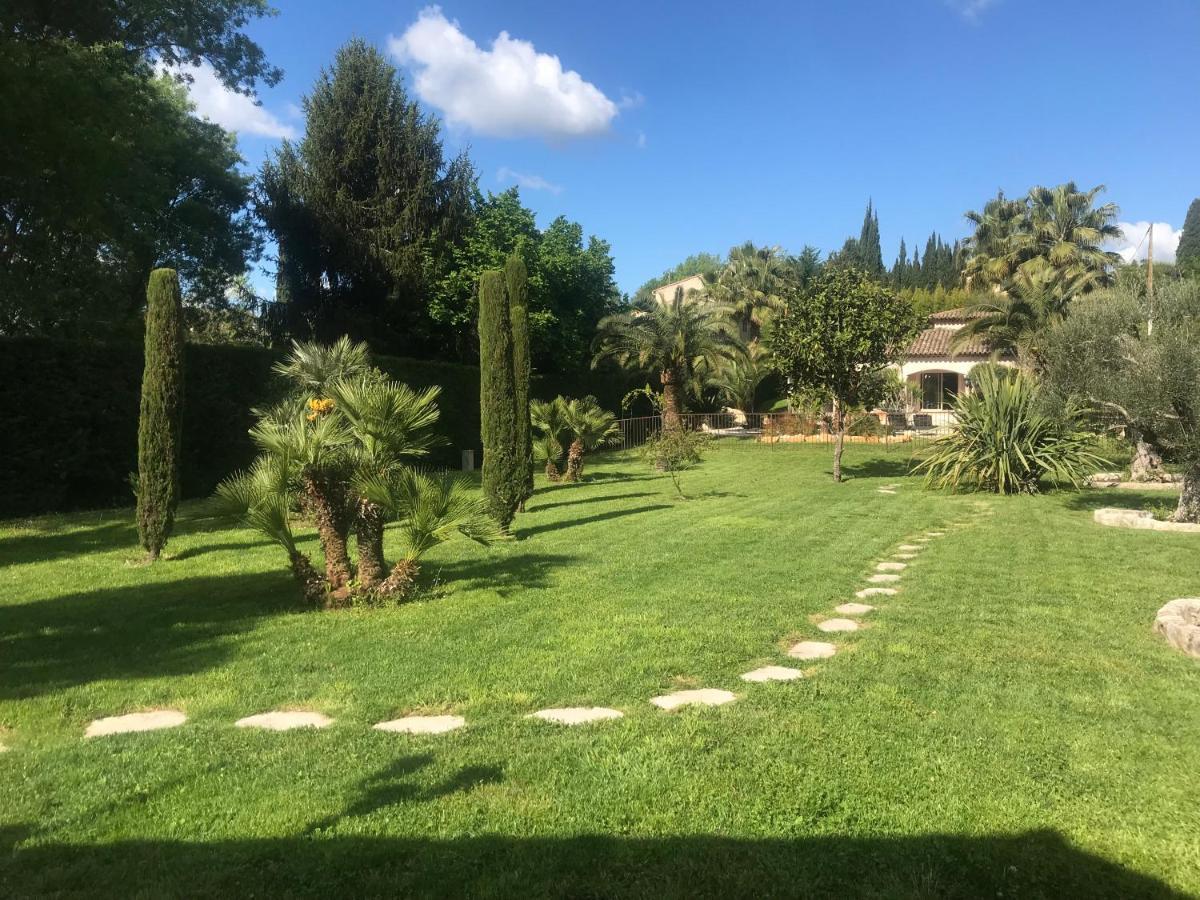 Luxueuse Villa Piscine Et Jacuzzi Saint-Paul-de-Vence Exterior foto